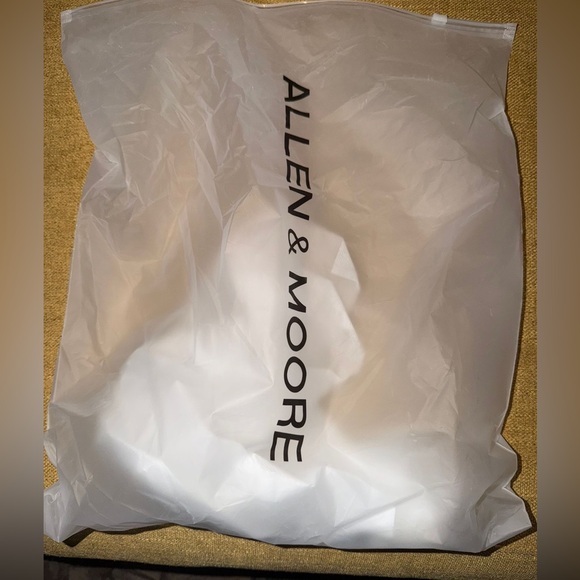 Men's Light Gray Suede Derby Shoes with Mint Accent Laces - Picture 3 of 3